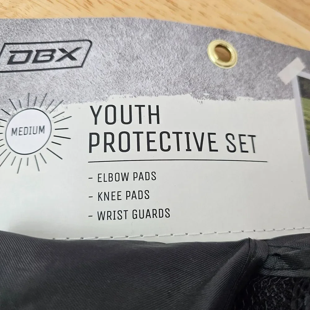 DBX Youth Protective Set Elbow Pads Knee Pads Wrist Guards Medium Skate Bike BMX